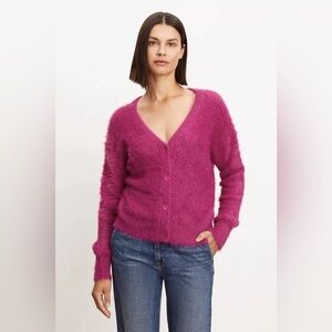 ❤️VELVET BY GRAHAM & SPENCER Magenta Kelsey Sweater